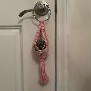 Pretty green fake plant pink crochet hanging decor🩷🌱